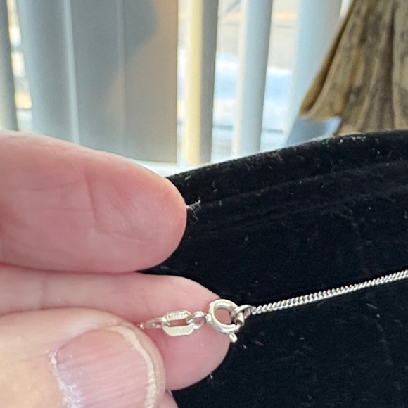 Sleek 925 SilverTiny Diamond Pendant  925 Silverr Necklace - Picture 6 of 7